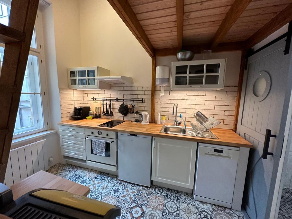 Cozy New Loft Apartment Prága Kültér fotó