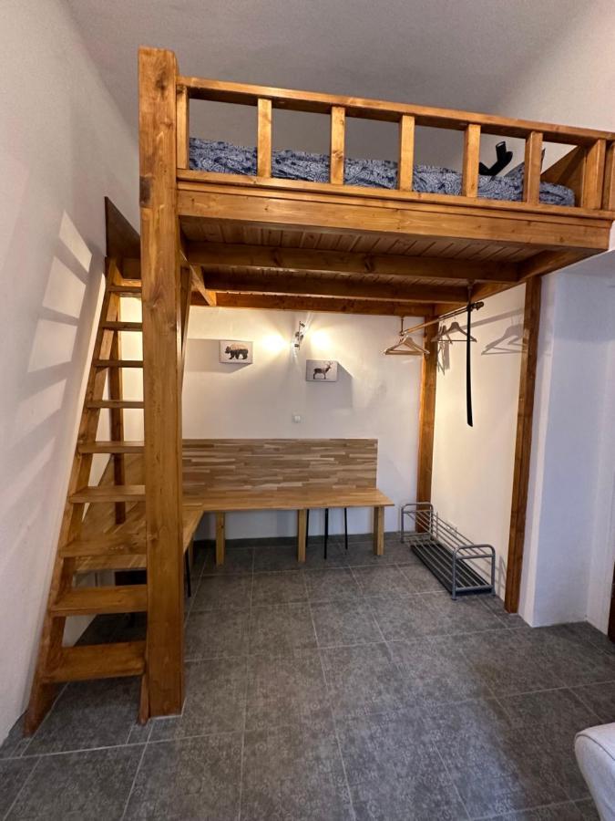 Cozy New Loft Apartment Prága Kültér fotó