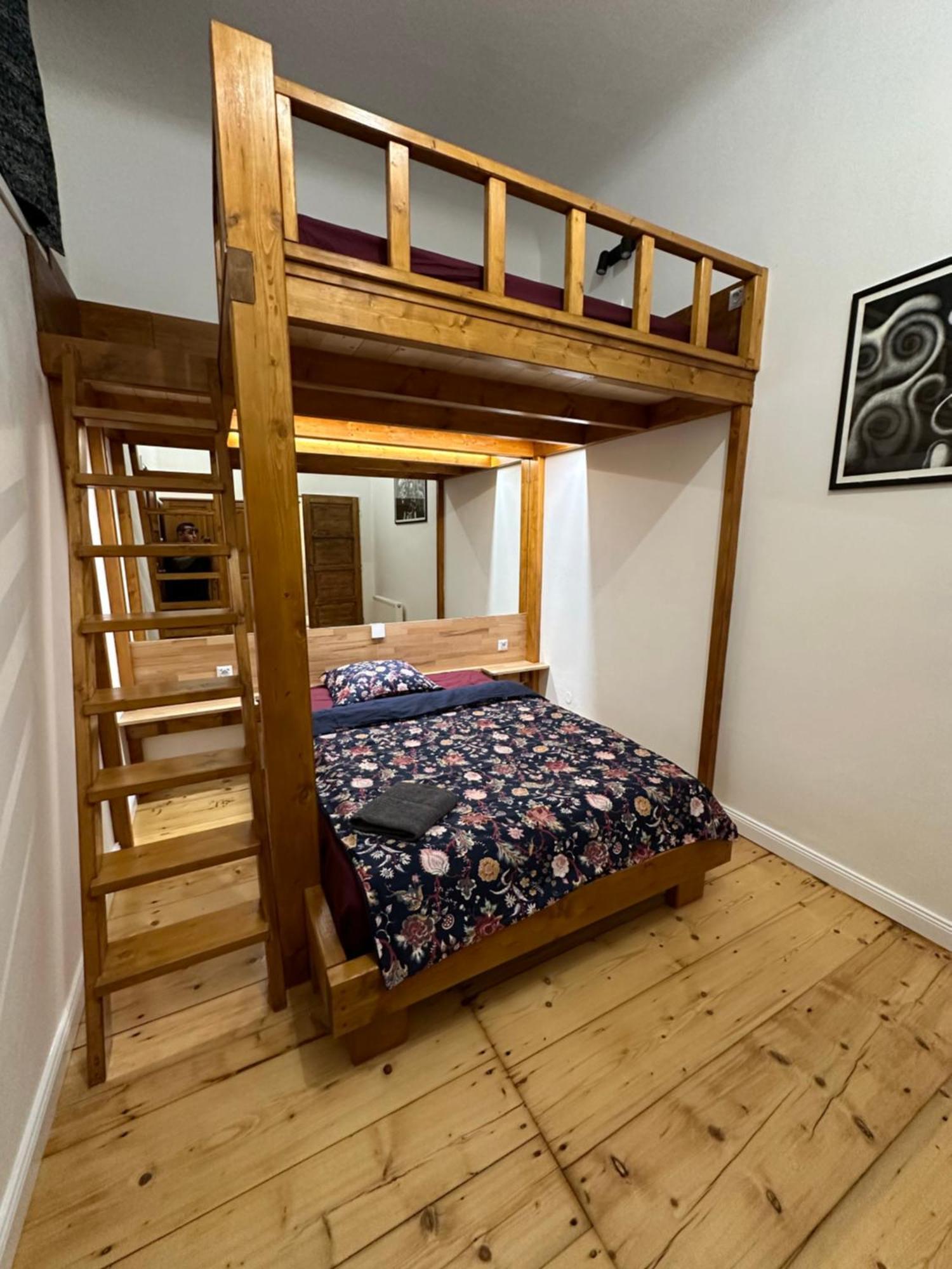 Cozy New Loft Apartment Prága Kültér fotó