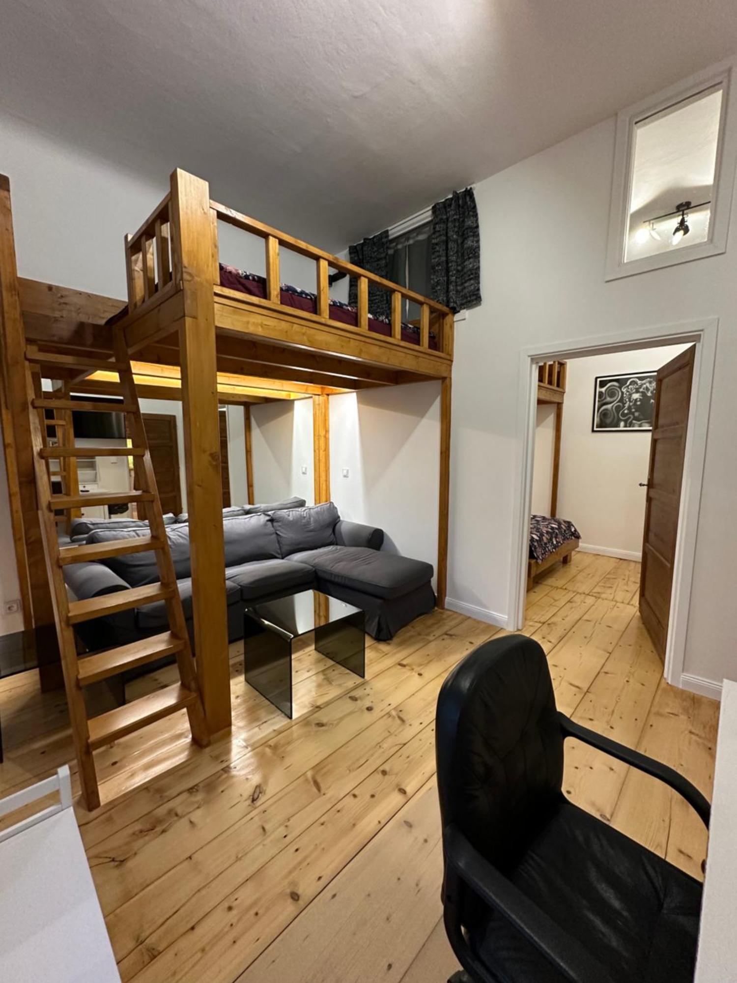 Cozy New Loft Apartment Prága Kültér fotó