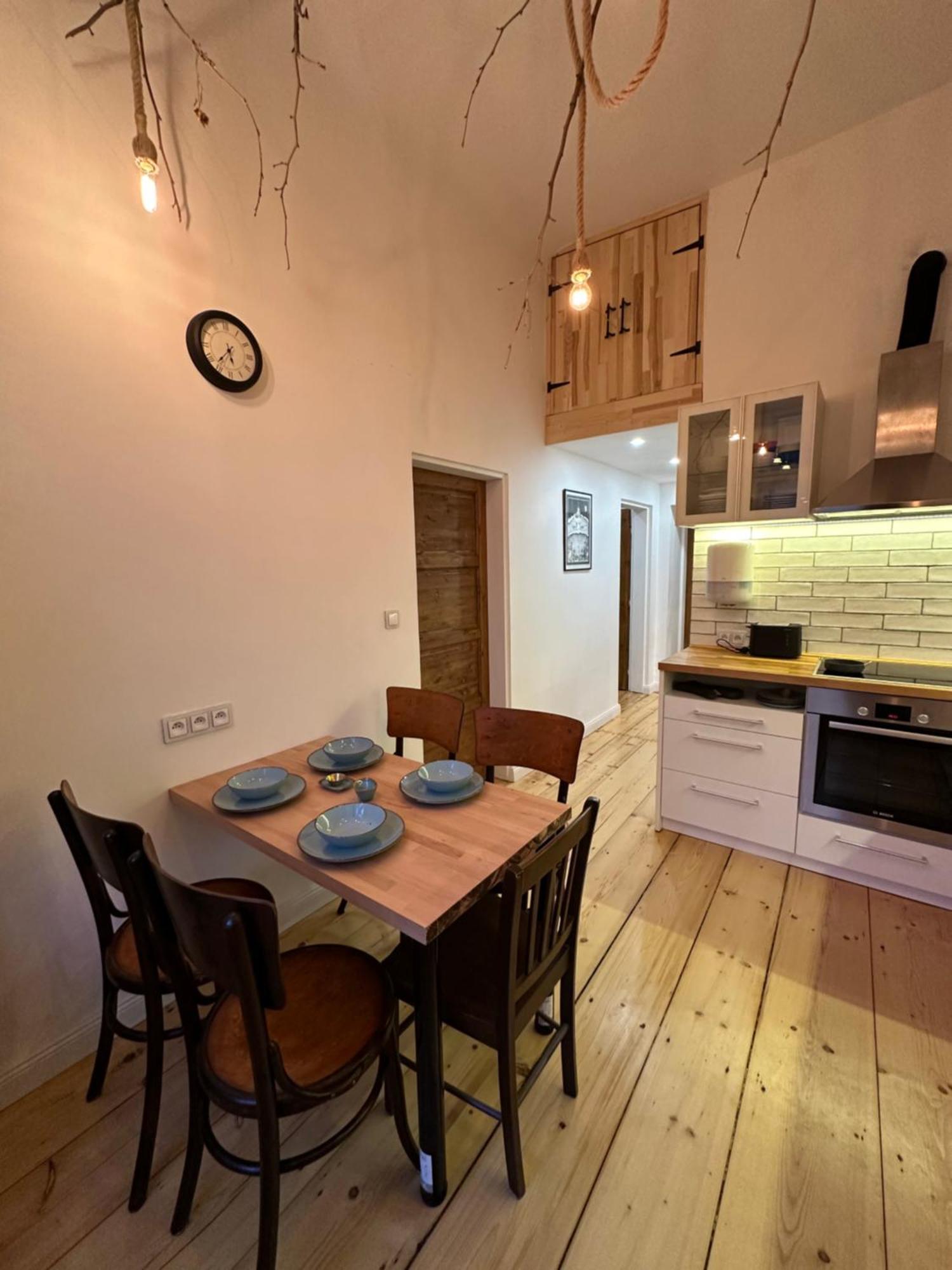 Cozy New Loft Apartment Prága Kültér fotó
