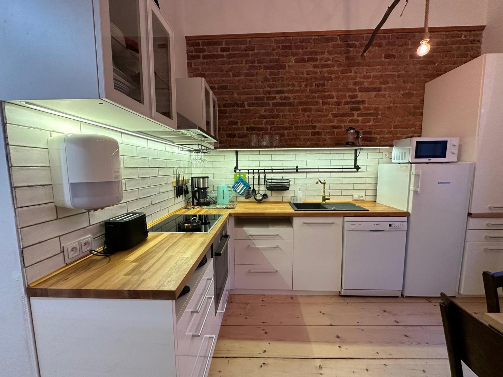 Cozy New Loft Apartment Prága Kültér fotó