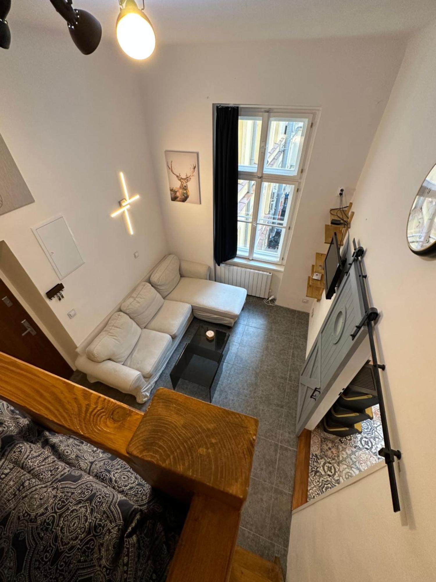 Cozy New Loft Apartment Prága Kültér fotó